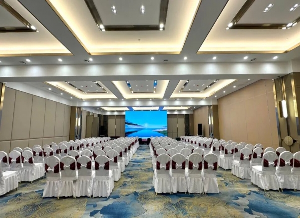 年會(huì)場(chǎng)地怎么選？奢華、豪華、舒適一網(wǎng)打盡